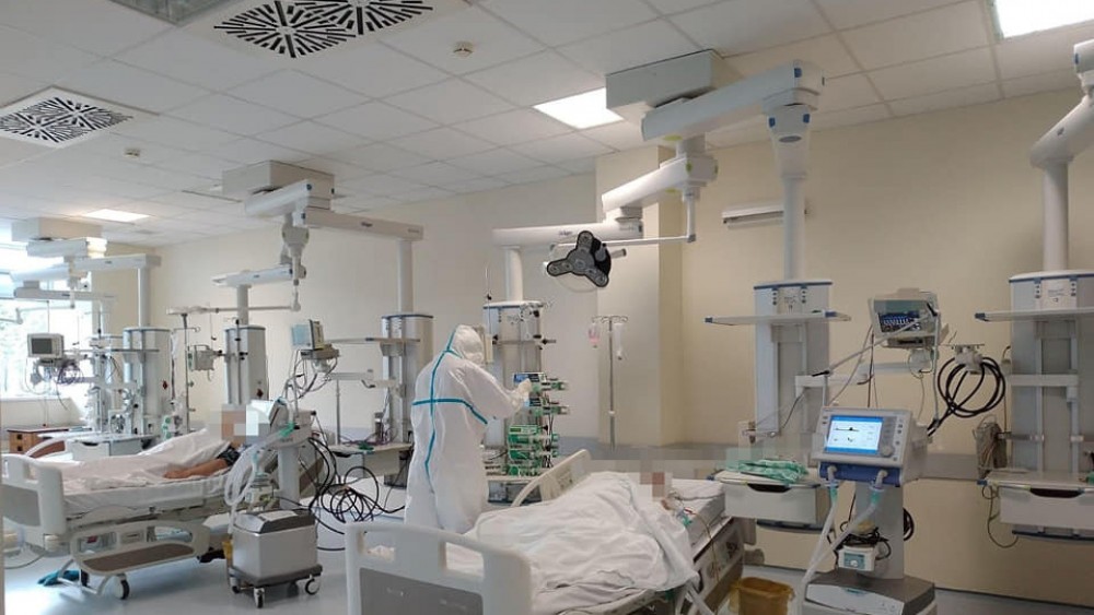 Avertisment OMS: Omicron va duce la un număr ridicat de spitalizări, în special în rândul celor nevaccinaţi